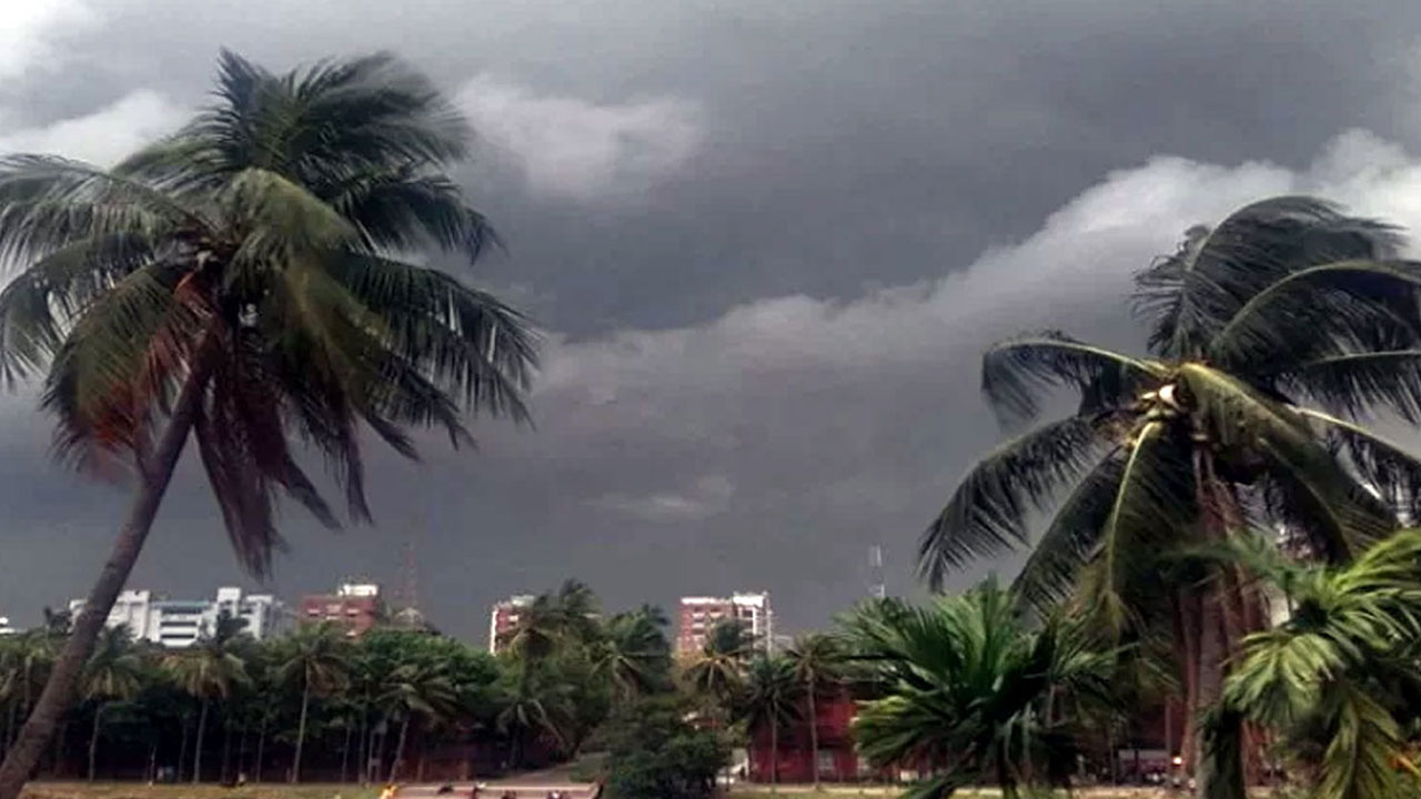 দুই বিভাগের বৃষ্টির সঙ্গে অব্যাহত থাকবে ৯ জেলার তাপপ্রবাহ
